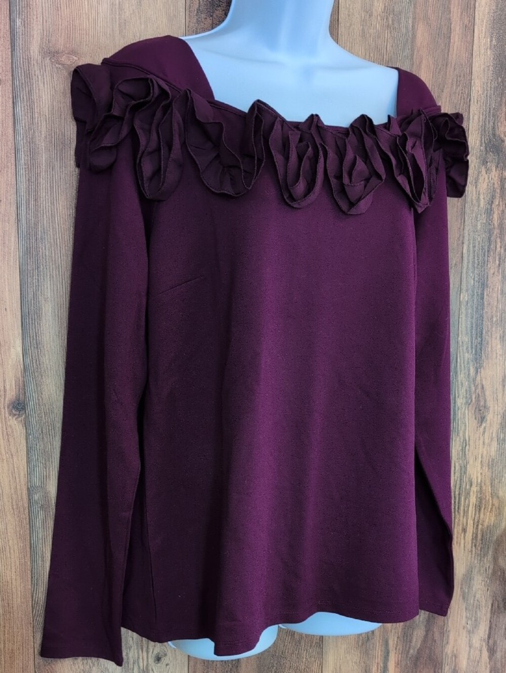 Beautiful by Lawrence Zarian Silky Ponte Rosette Mulberry Top L  NWT  761A22